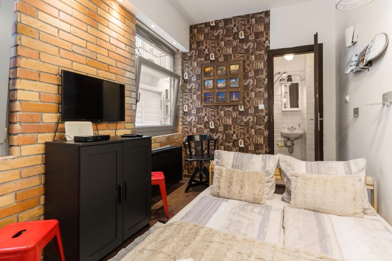Cheerful Studio Budapest Downtown Екстер'єр фото