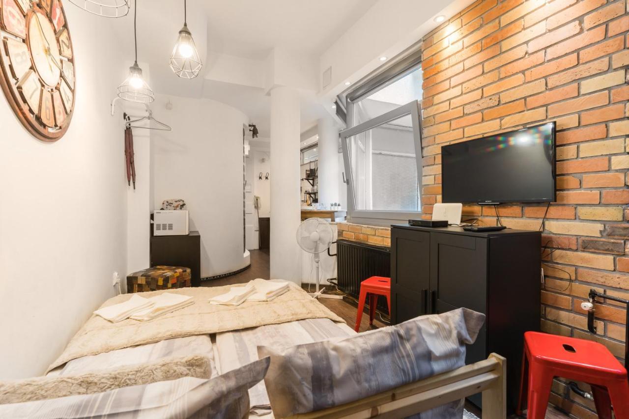 Cheerful Studio Budapest Downtown Екстер'єр фото